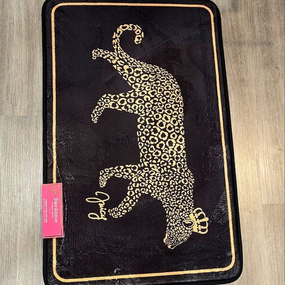Juicy Couture Home Signature Logo Gold Leopard Memory Foam Bath Rug - Picture 5 of 6